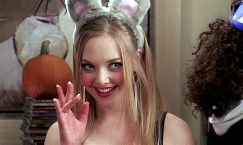 karenn-smith|10 Life Lessons from Mean Girls Karen Smith